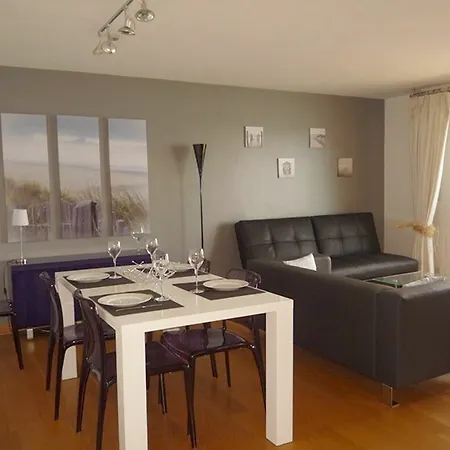 With 2 Bedrooms In Biarritz, With Wonderful Sea View And Wif